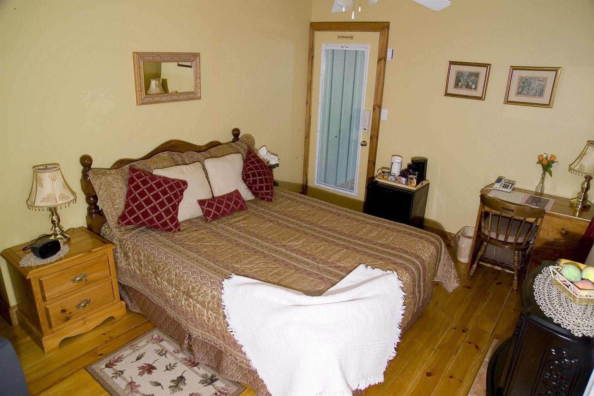 Weatherpine Inn Niagara-on-the-Lake Zewnętrze zdjęcie